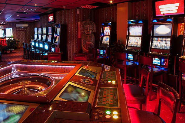 Live dealer table with multiple camera feeds and chat interface